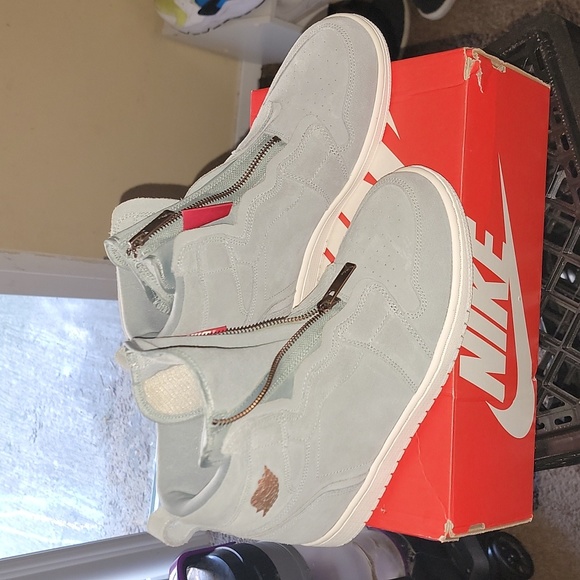 Womens Air Jordan Retro High Zip Mica Green - Picture 2 of 3